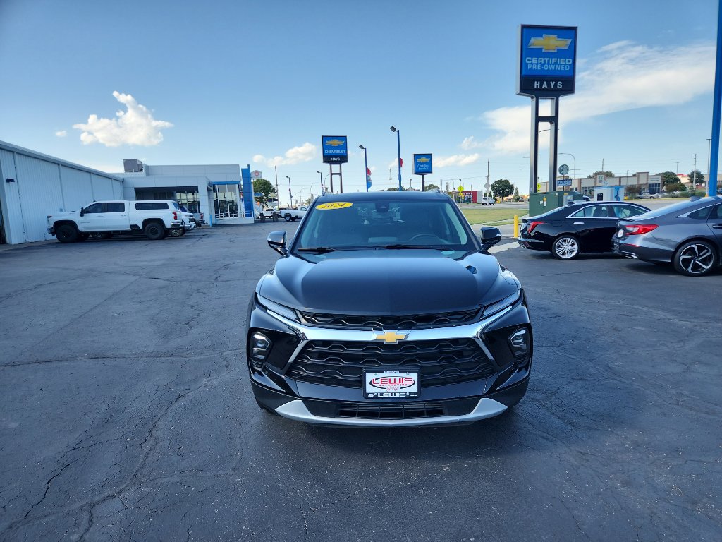 2024 Chevrolet Blazer 3LT photo 2