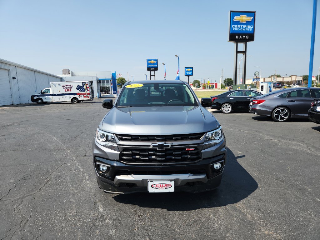 2022 Chevrolet Colorado Z71 photo 2
