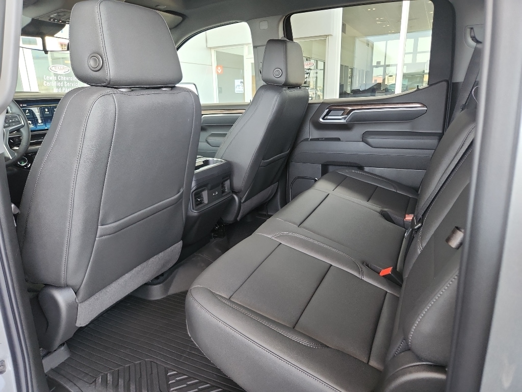 2026 Chevrolet Silverado 1500 LT Trail Boss - Photo 10