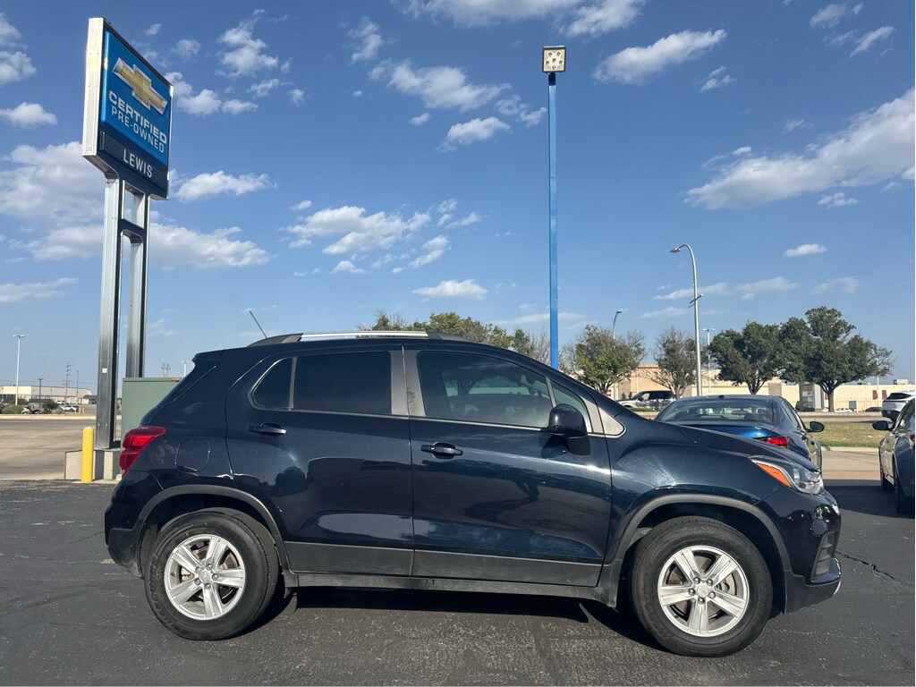 Used 2022 Chevrolet Trax LT SUV