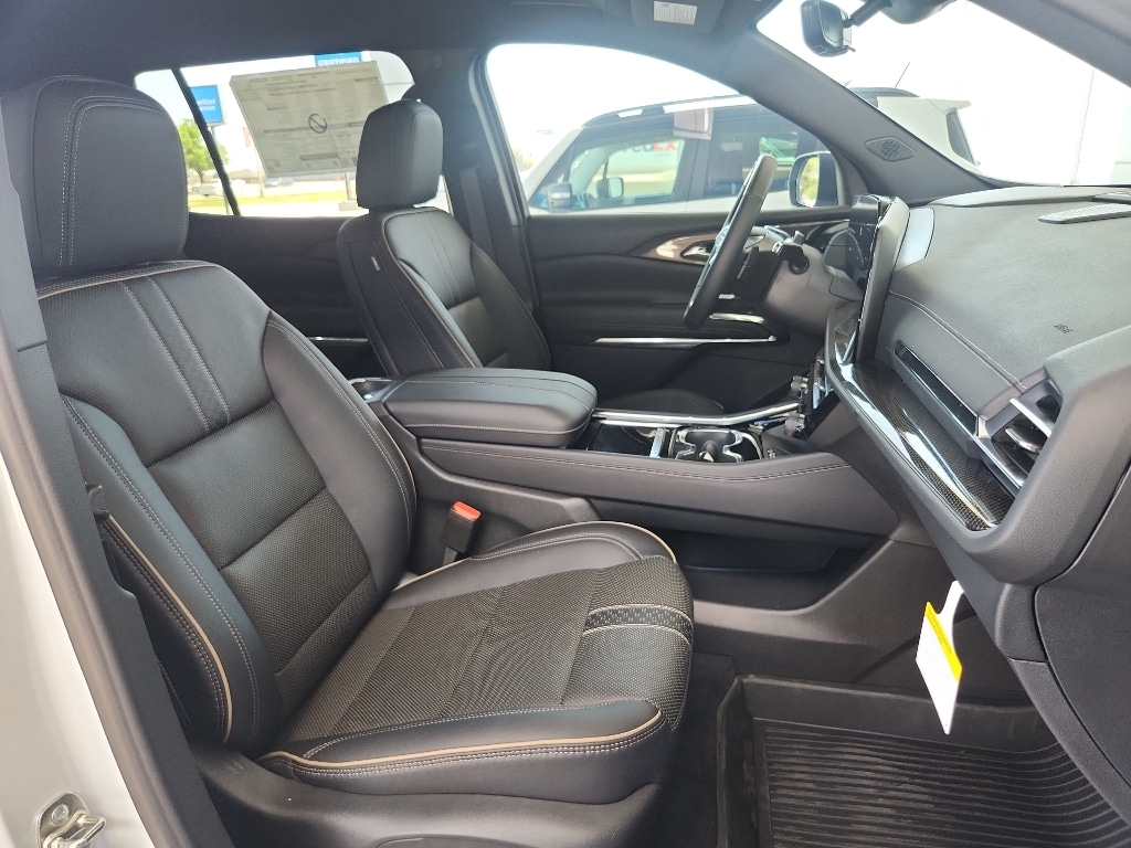 2026 Chevrolet Traverse High Country - Photo 9