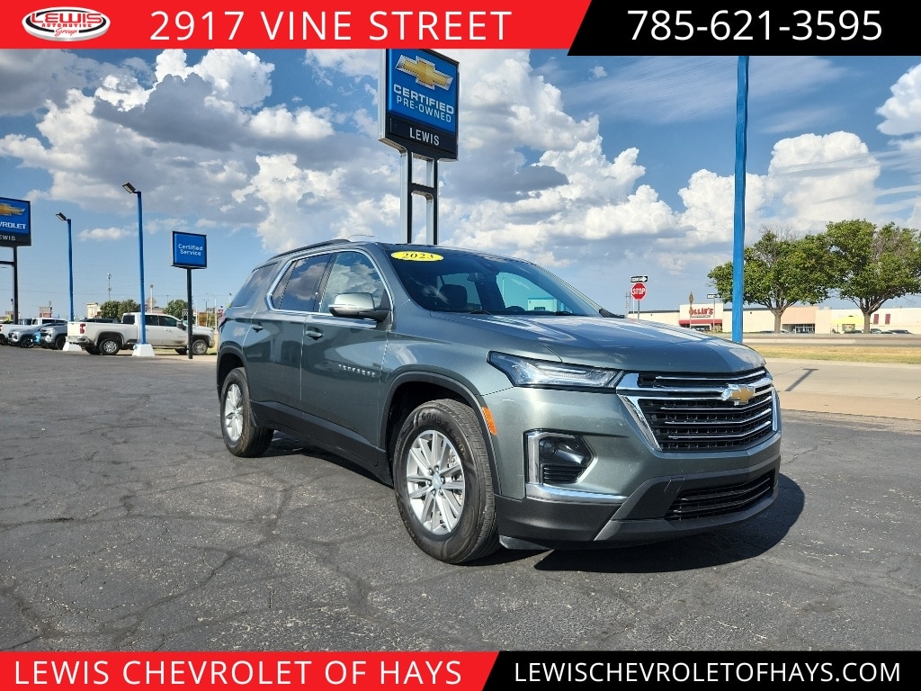 Used 2023 Chevrolet Traverse LT Cloth SUV