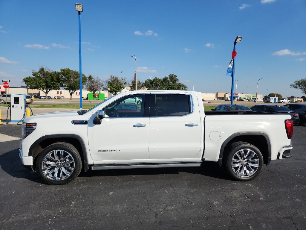 2023 Gmc Sierra 1500 Denali photo 2