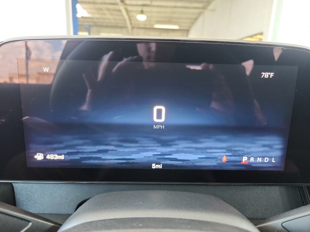 2026 Chevrolet Traverse photo 2