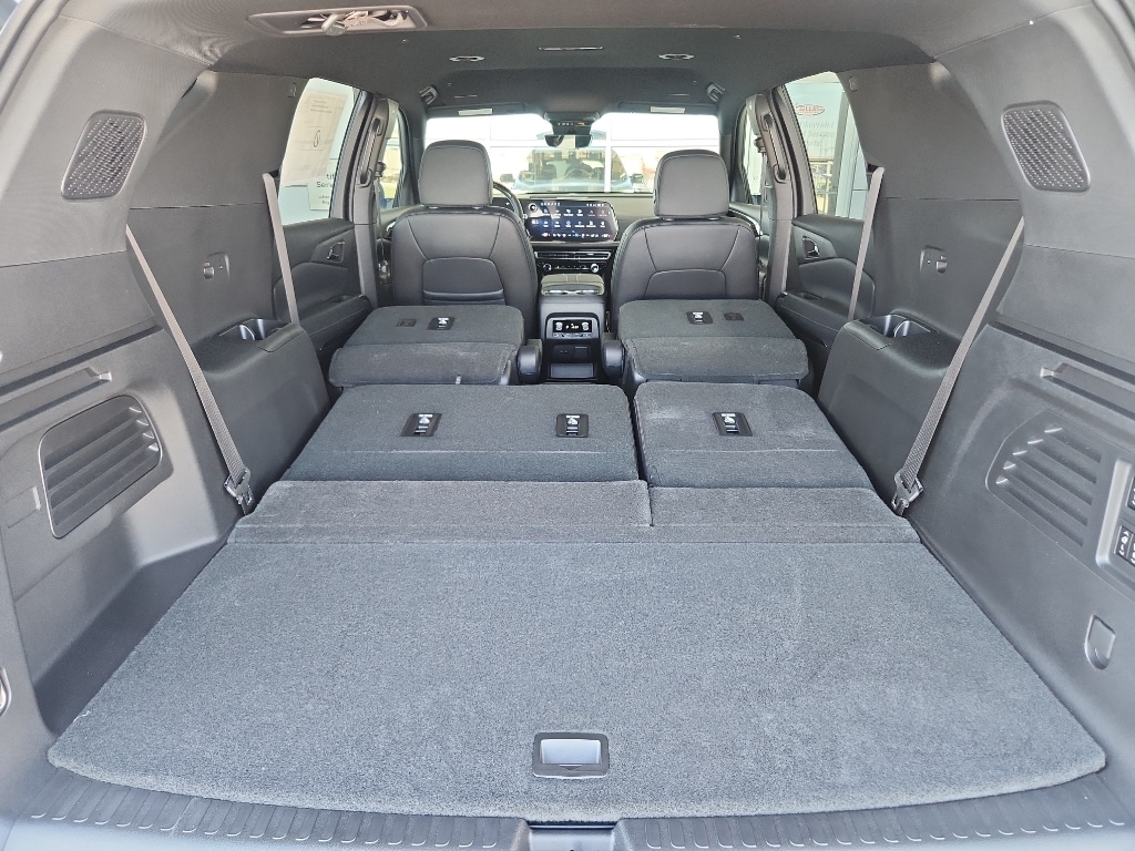 2026 Chevrolet Traverse High Country - Photo 18