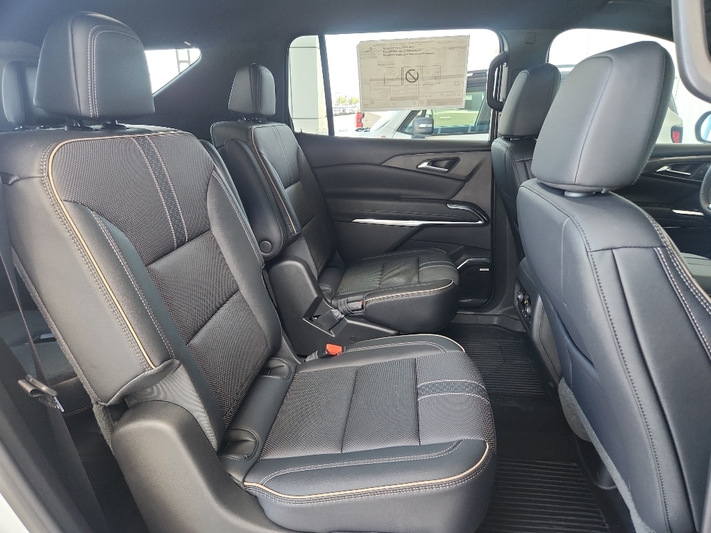 2026 Chevrolet Traverse High Country - Photo 13