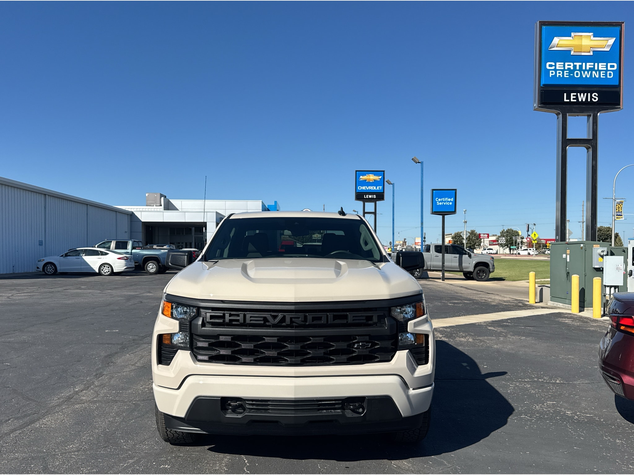 2026 Chevrolet Silverado 1500 Custom - Photo 8