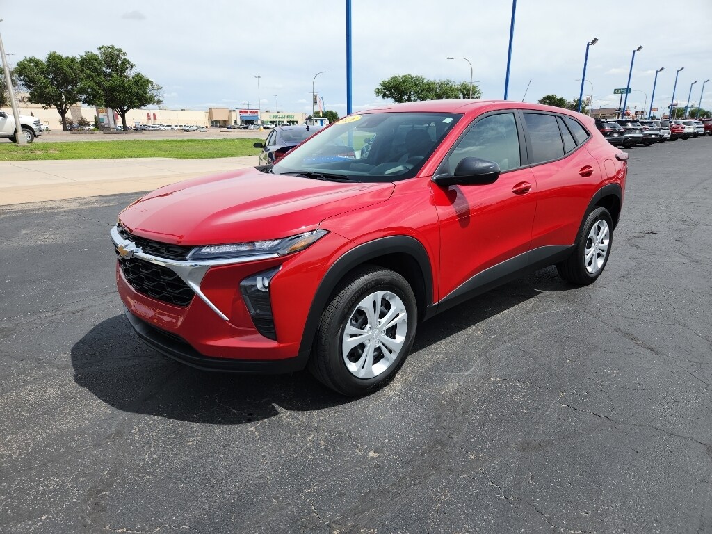 Used 2026 Chevrolet Trax LS SUV