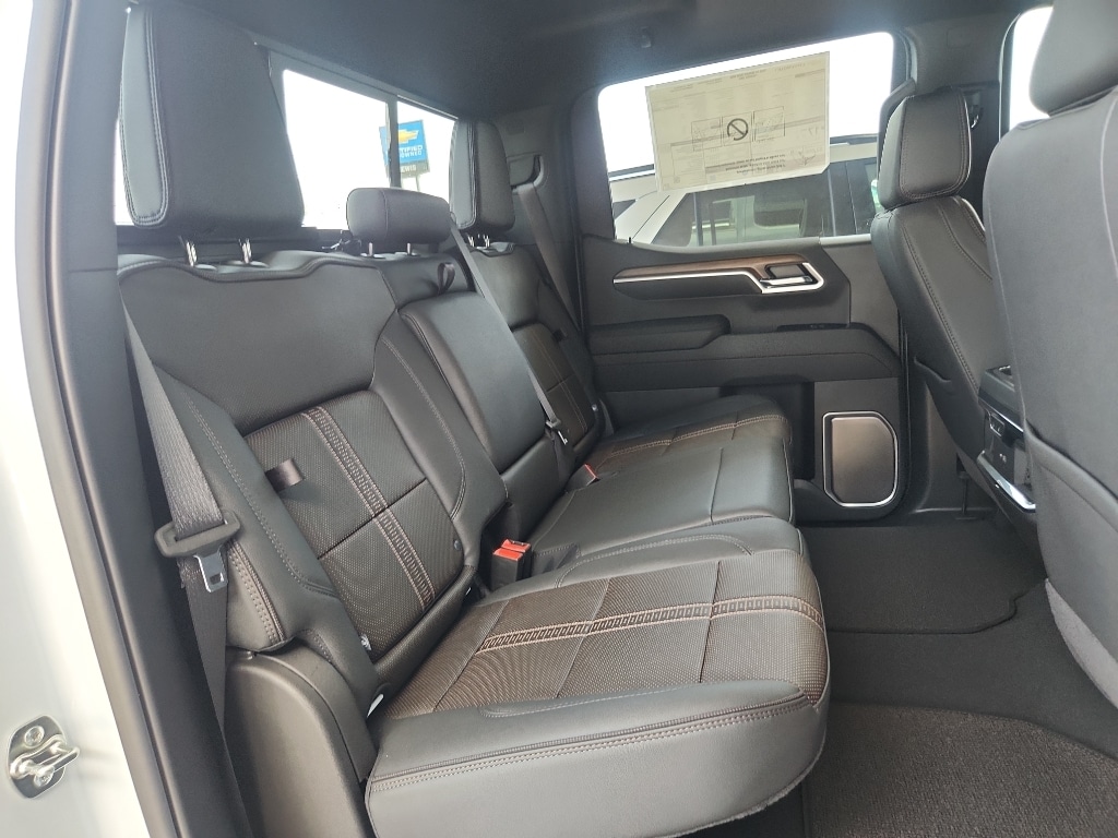 2026 Chevrolet Silverado 1500 High Country - Photo 13