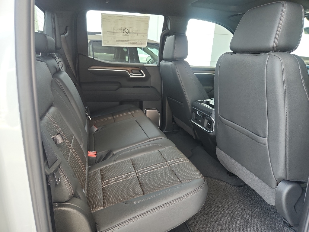 2026 Chevrolet Silverado 1500 High Country - Photo 12