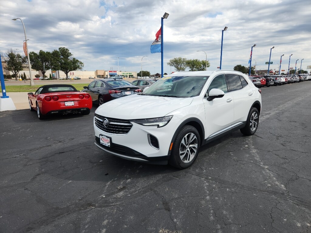 2023 Buick Envision Essence photo 2