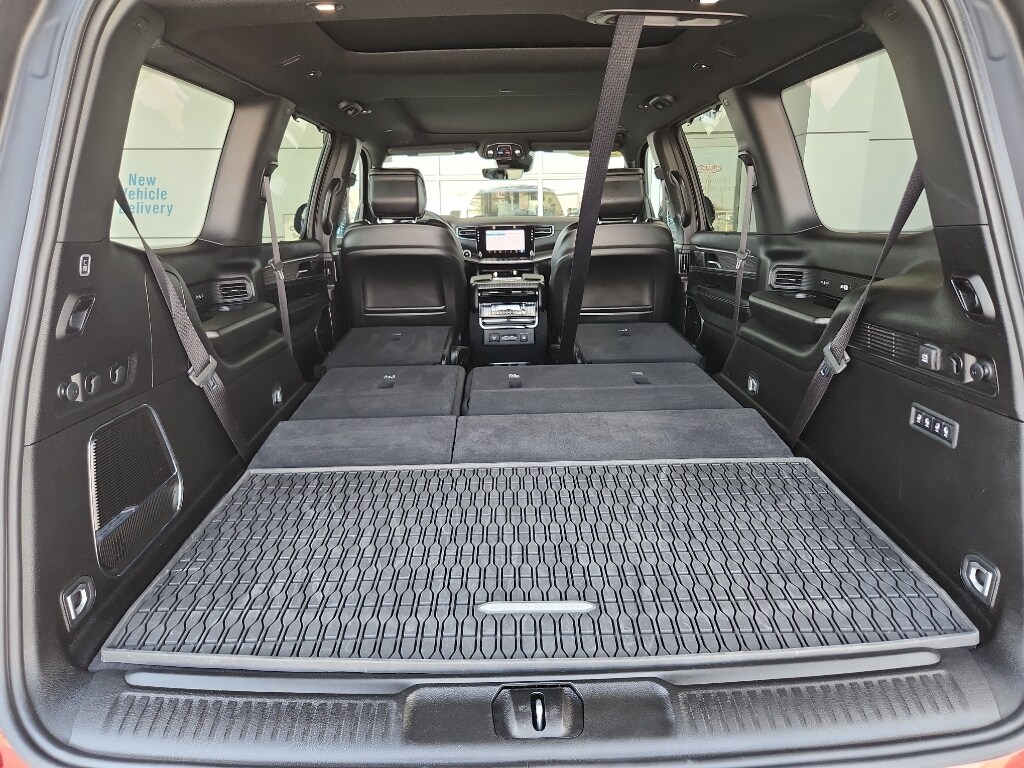2024 Jeep Wagoneer Series III - Photo 19