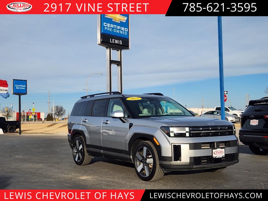 2025 Hyundai Santa Fe Limited's photo