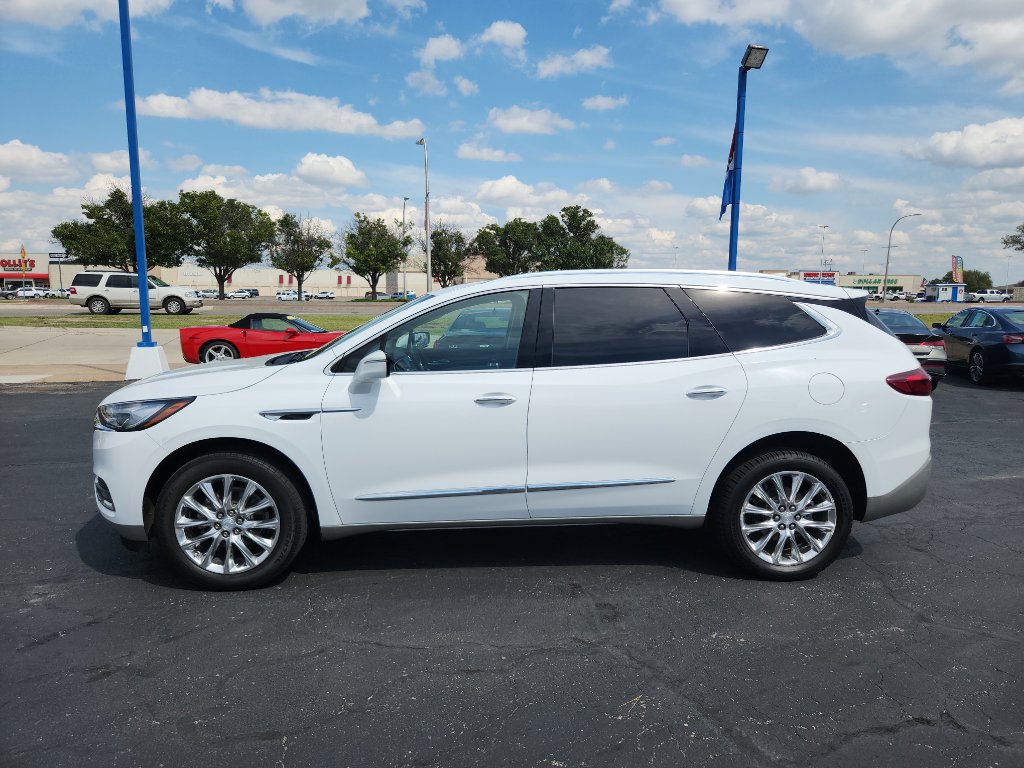 2021 Buick Enclave Essence photo 4