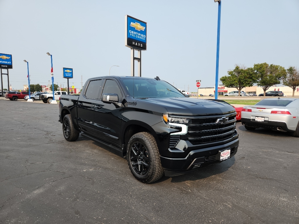 2025 Chevrolet Silverado 1500 High Country's photo