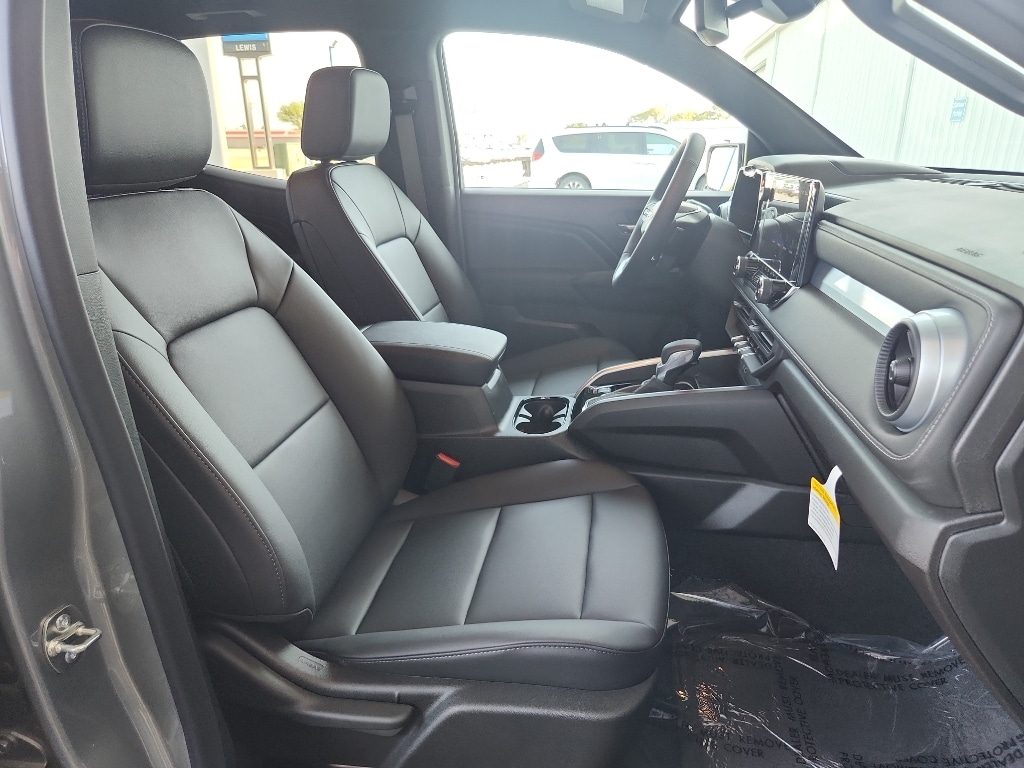 2026 Chevrolet Colorado LT - Photo 9