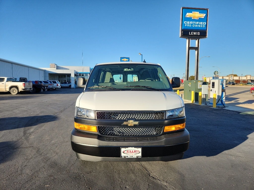 2025 Chevrolet Express Cargo Work Van - Photo 13
