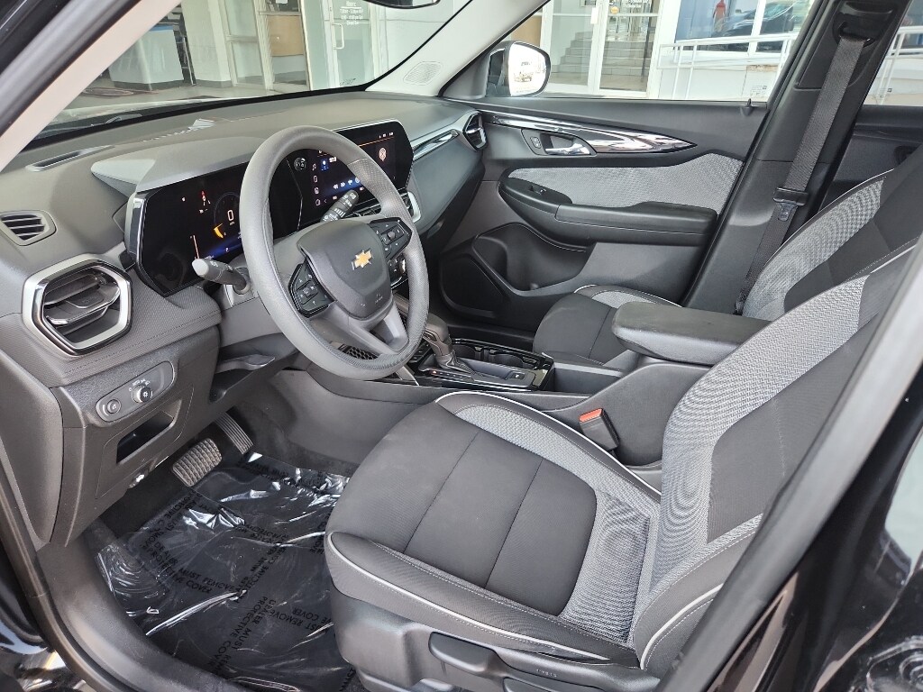 Used 2025 Chevrolet Trailblazer LT SUV