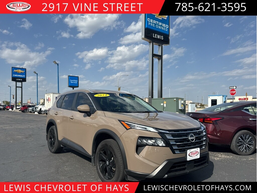 Used 2024 Nissan Rogue SV SUV