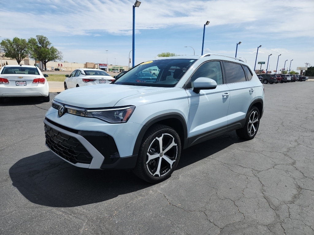 Used 2025 Volkswagen Taos SEL SUV