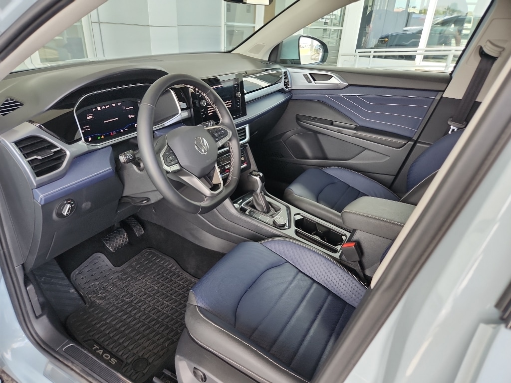 Used 2025 Volkswagen Taos SEL SUV