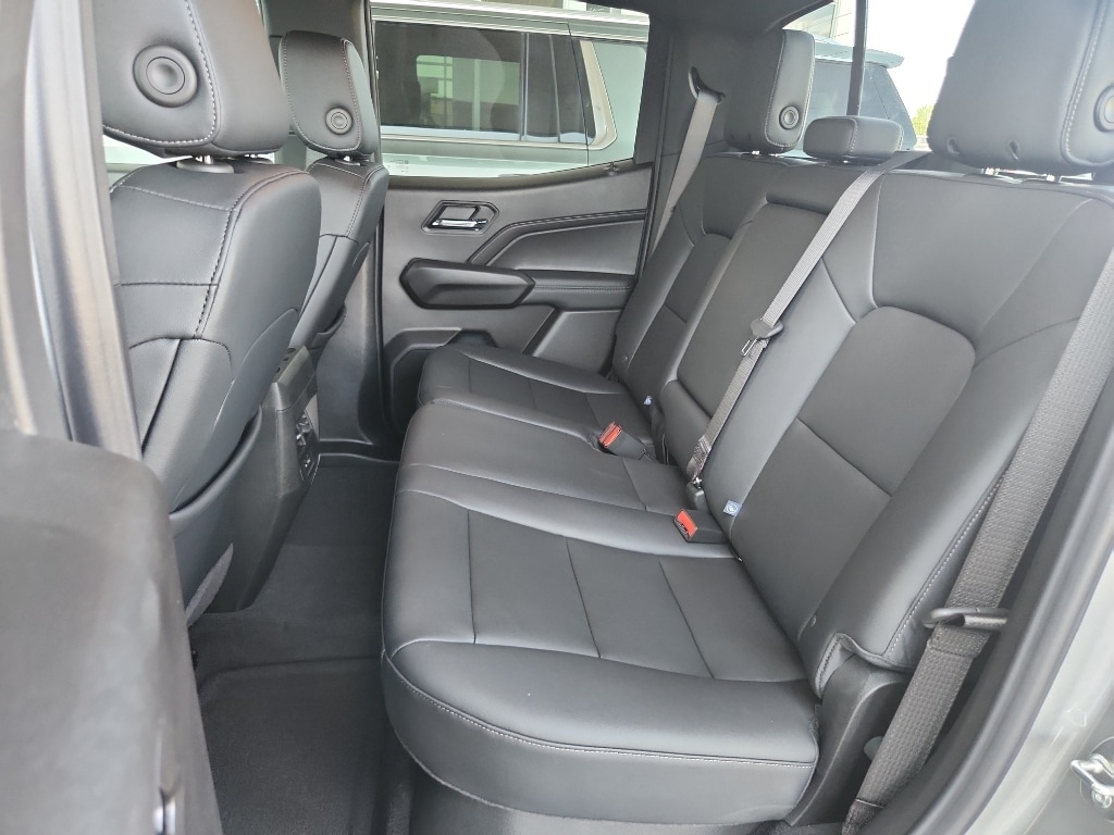 2026 Chevrolet Colorado LT - Photo 11