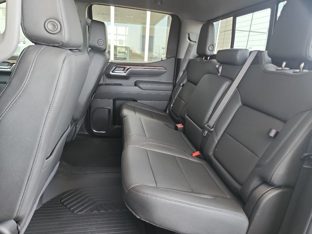 2026 Chevrolet Silverado 1500 LT Trail Boss - Photo 11
