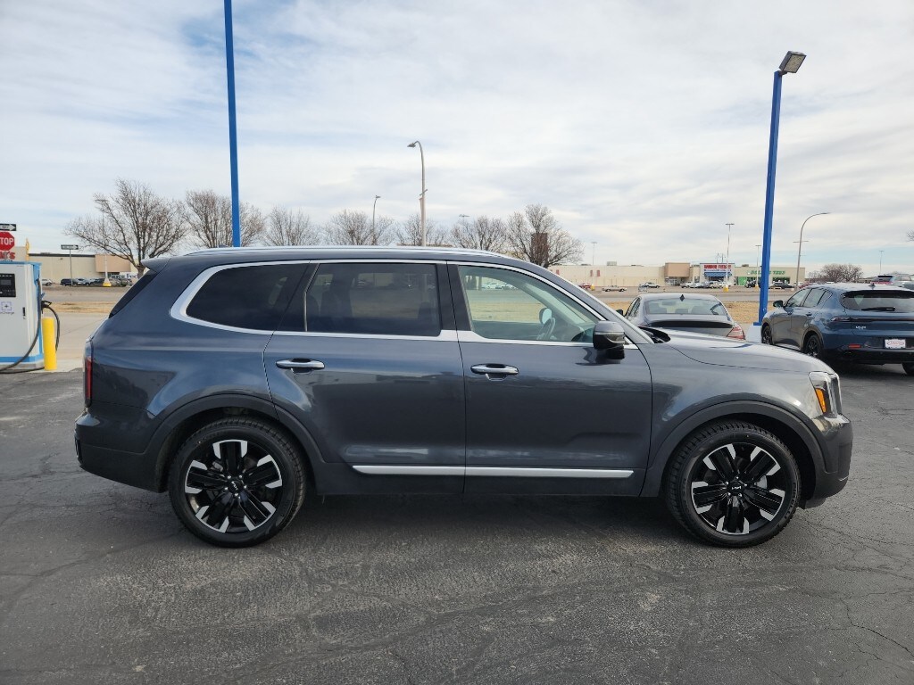 Used 2024 Kia Telluride SX Prestige SUV