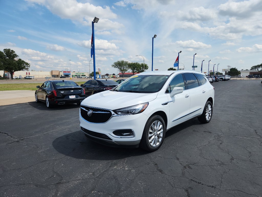 2021 Buick Enclave Essence photo 3