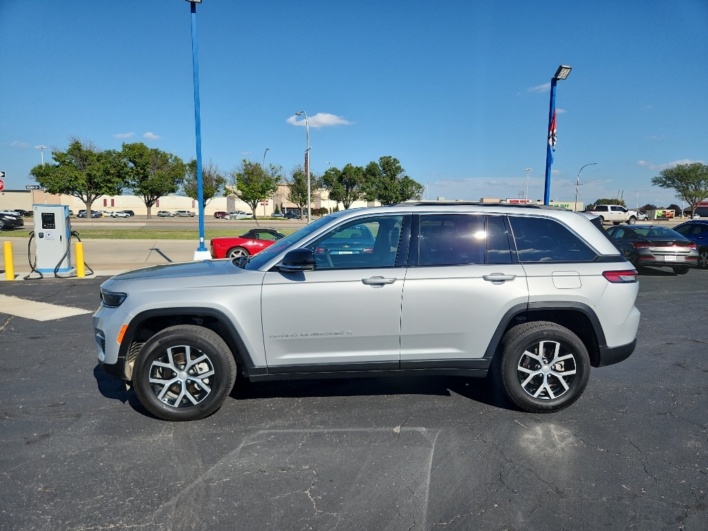 Used 2024 Jeep Grand Cherokee Limited SUV