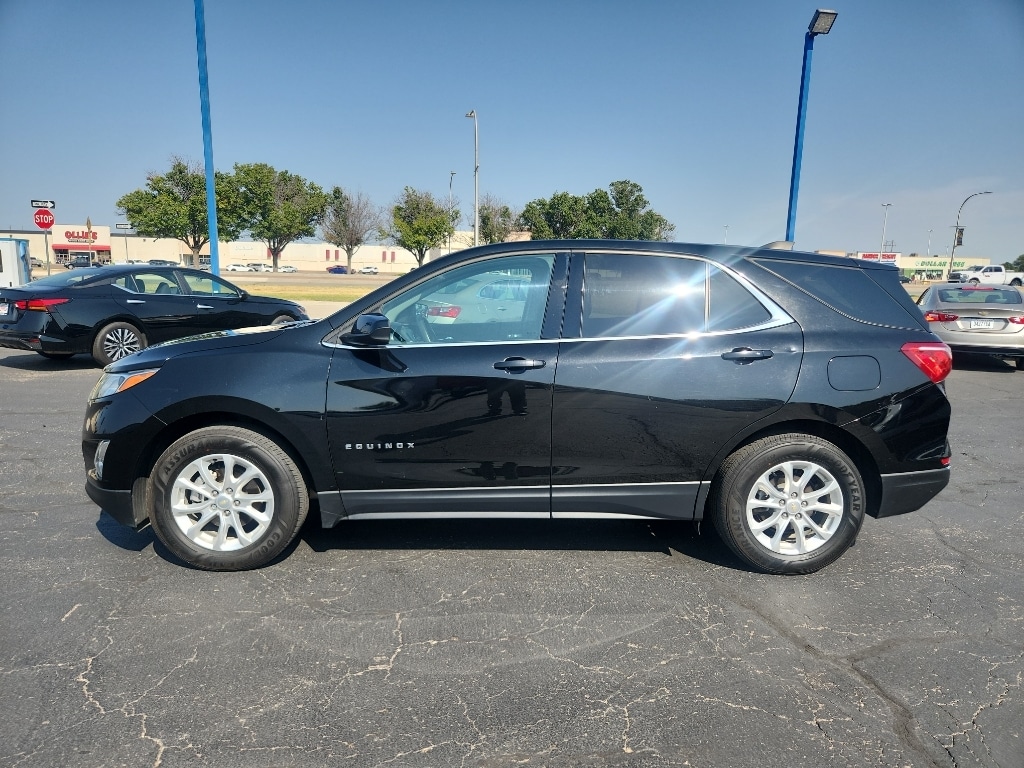 Used 2018 Chevrolet Equinox LT with VIN 2GNAXJEV3J6246177 for sale in Hays, KS