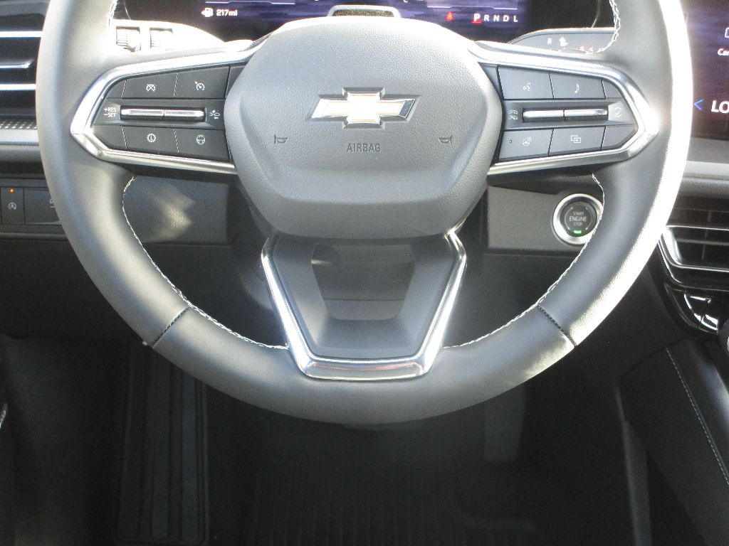 2026 Chevrolet Traverse LT - Photo 8