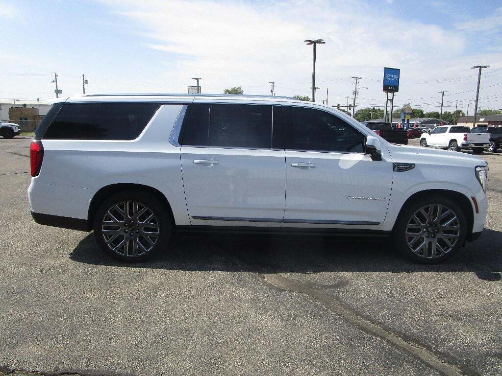 Used 2026 GMC Yukon XL Denali Ultimate SUV
