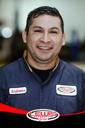Staff member ANDRES BENITEZ from ID_2f1254613d43