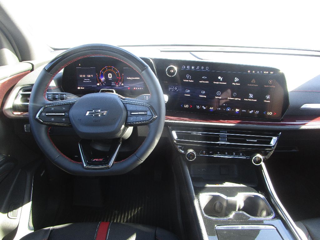 2026 Chevrolet Traverse RS photo 2