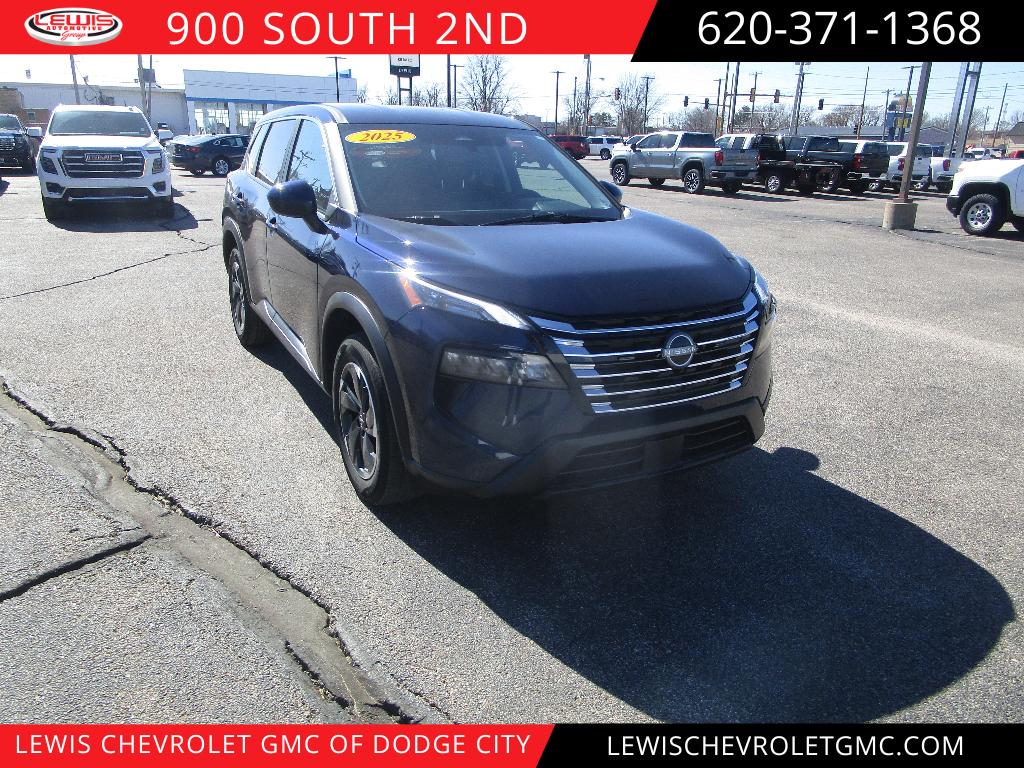 2025 Nissan Rogue SV