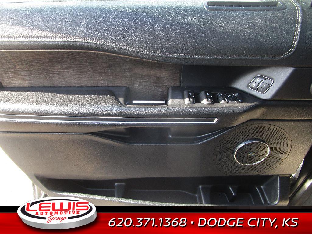 2020 Ford Expedition MAX Limited photo 3