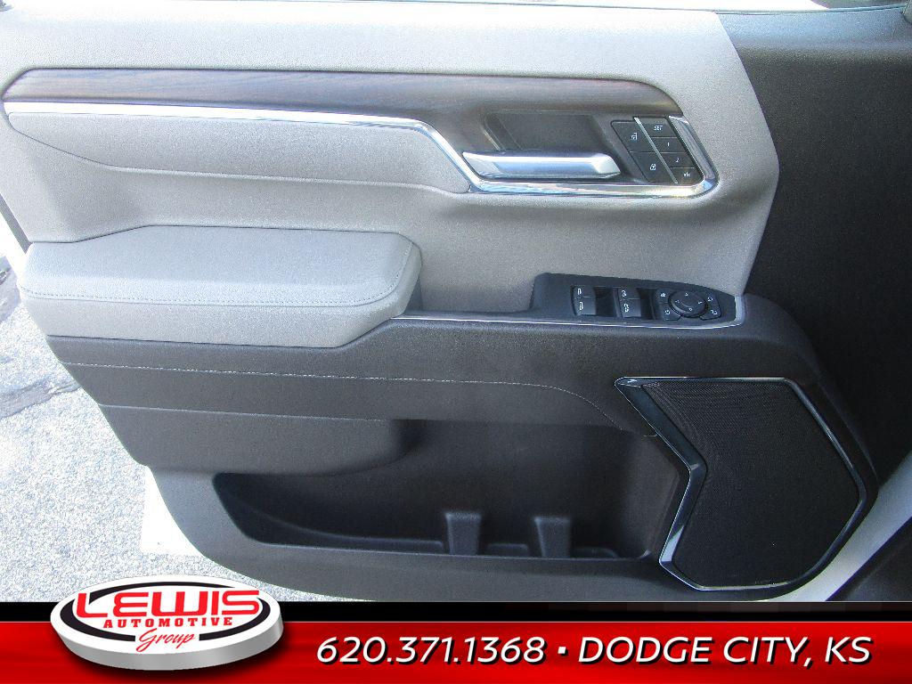 2024 Gmc Sierra 1500 SLT photo 3