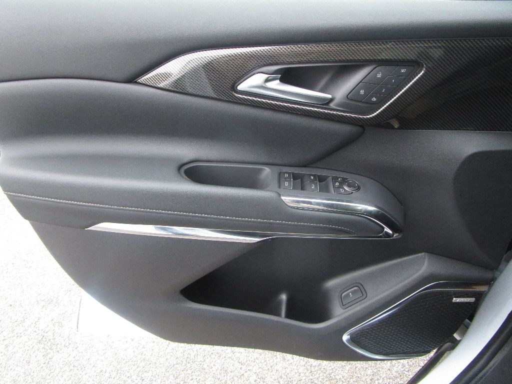 New 2026 Chevrolet Traverse High Country SUV