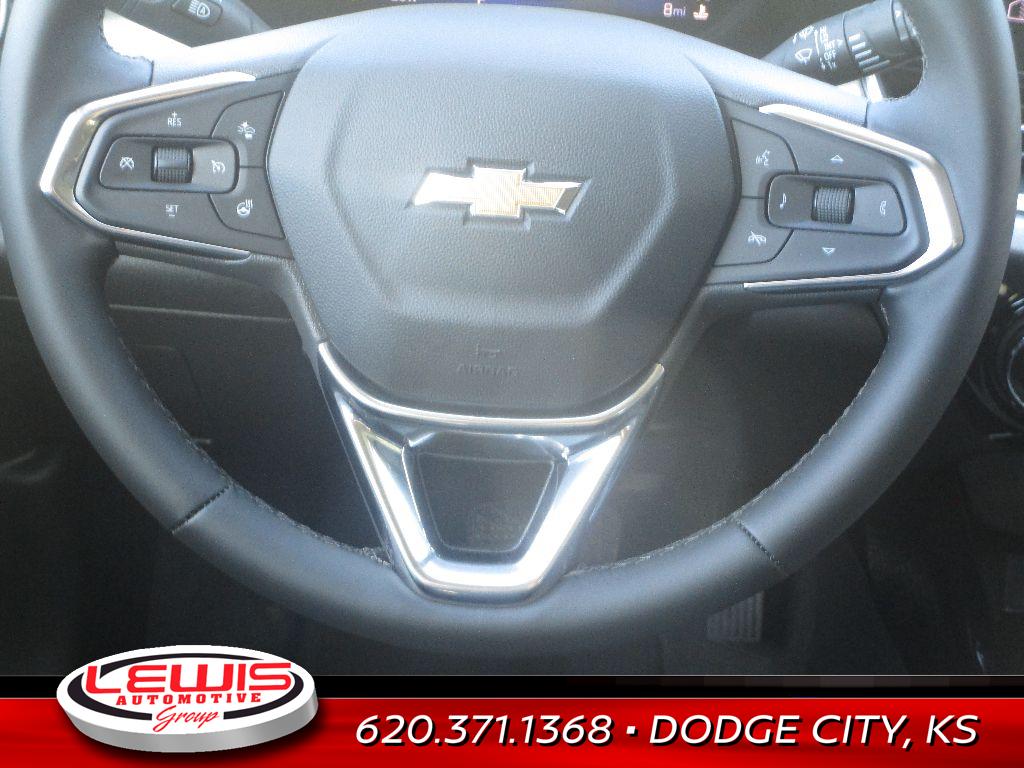 2026 Chevrolet Trax LT photo 3