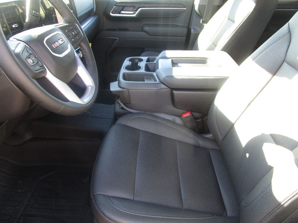 New 2025 GMC Sierra 1500 SLT Truck