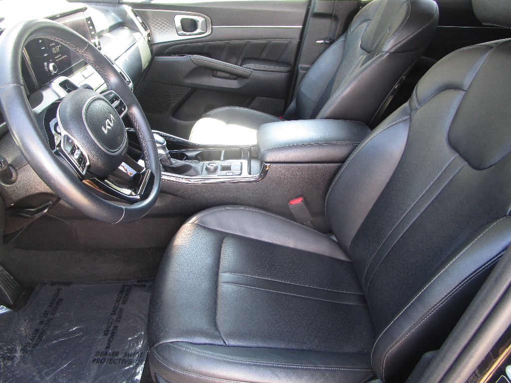 2023 Kia Sorento SX - Photo 9
