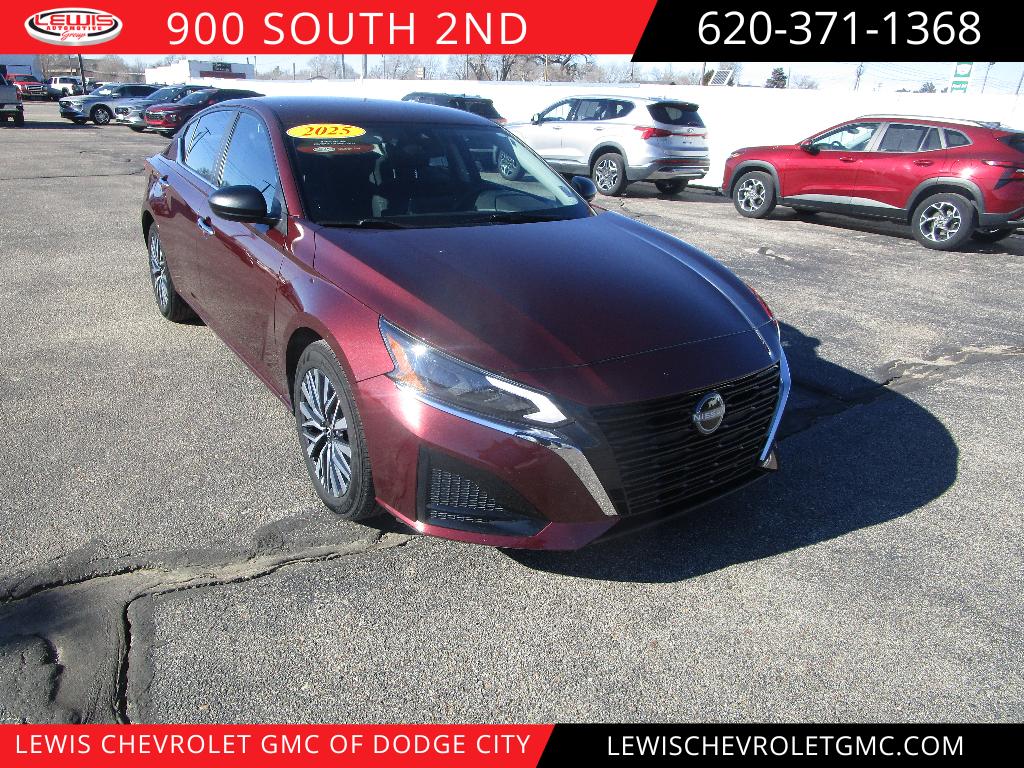 2025 Nissan Altima SV