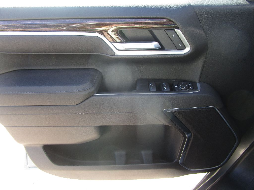 2026 Gmc Sierra 1500 SLE photo 4