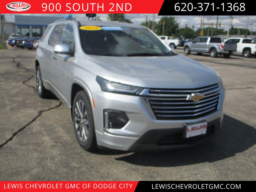 2022 Chevrolet Traverse Premier's photo
