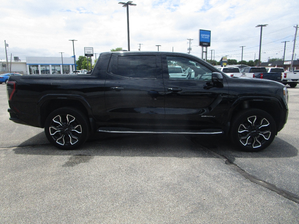 Used 2025 GMC Sierra EV Denali with VIN 1GT40LEL8SU402110 for sale in Dodge City, KS
