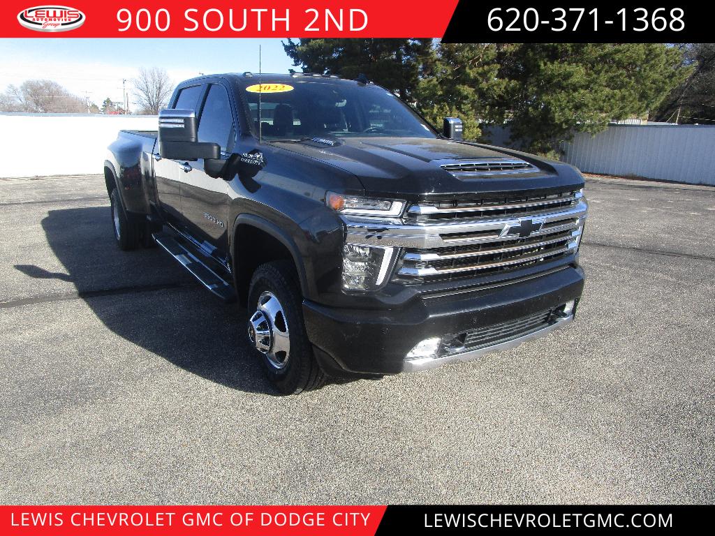 2022 Chevrolet Silverado 3500HD High Country's photo
