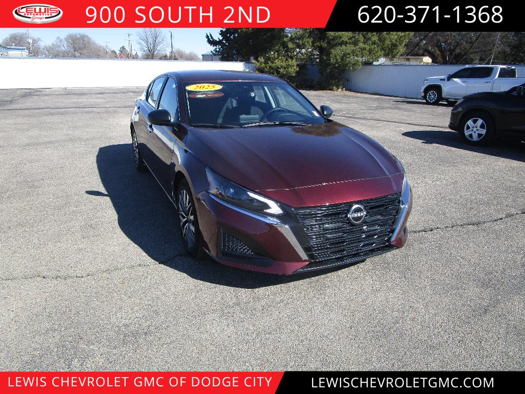 2025 Nissan Altima SV