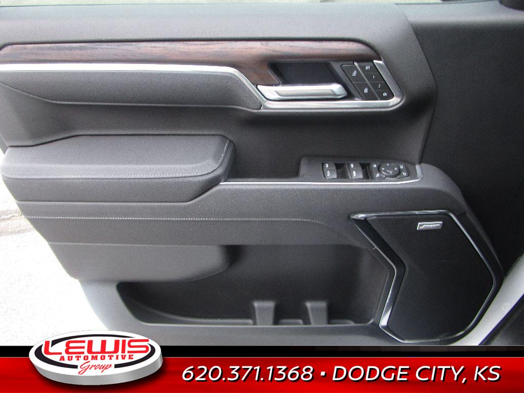 2025 Gmc Sierra 1500 SLT photo 3