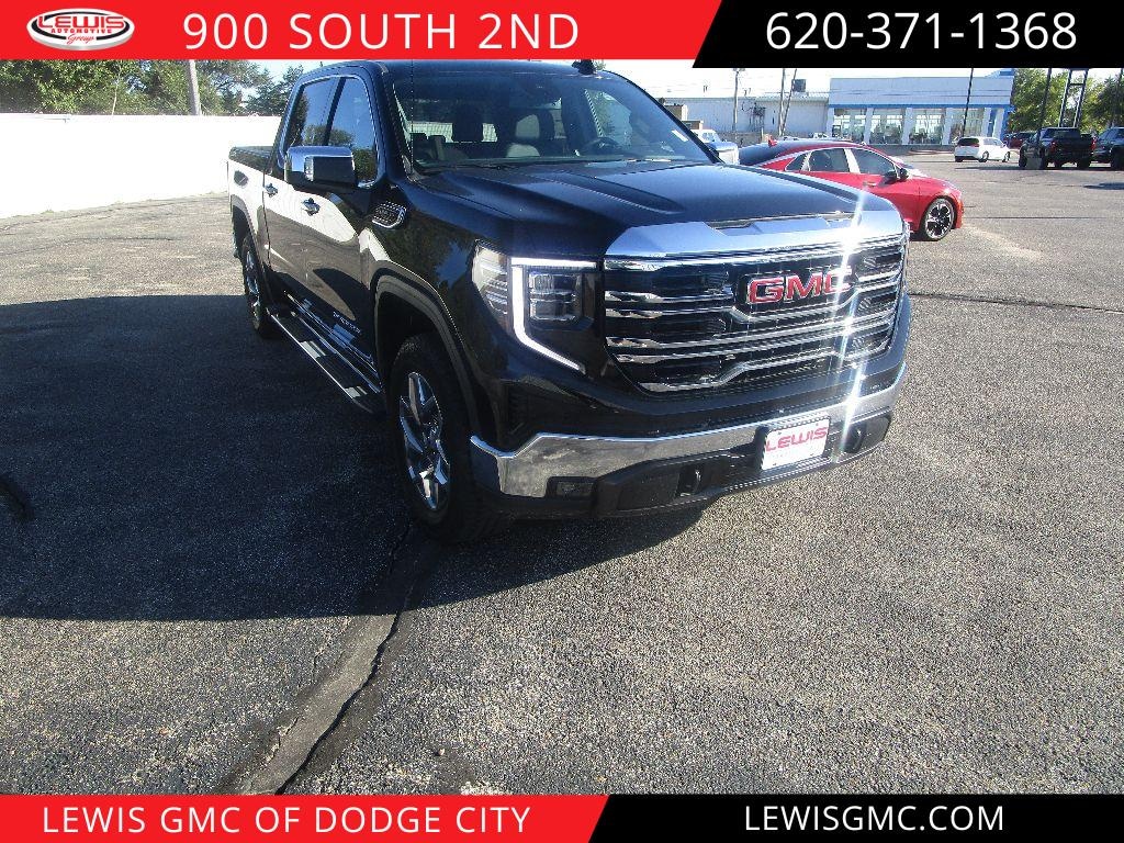 New 2025 GMC Sierra 1500 SLT Truck